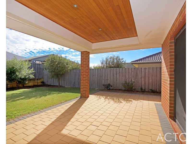 57 Karon Vista, Halls Head WA 6210