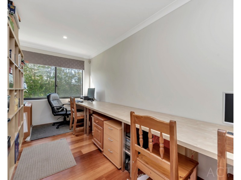 21 Joshua Carrol Street, Madora Bay WA 6210