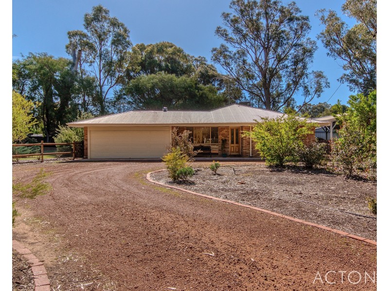 6 Bardoc Way, Greenfields WA 6210