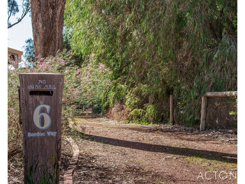 6 Bardoc Way, Greenfields WA 6210
