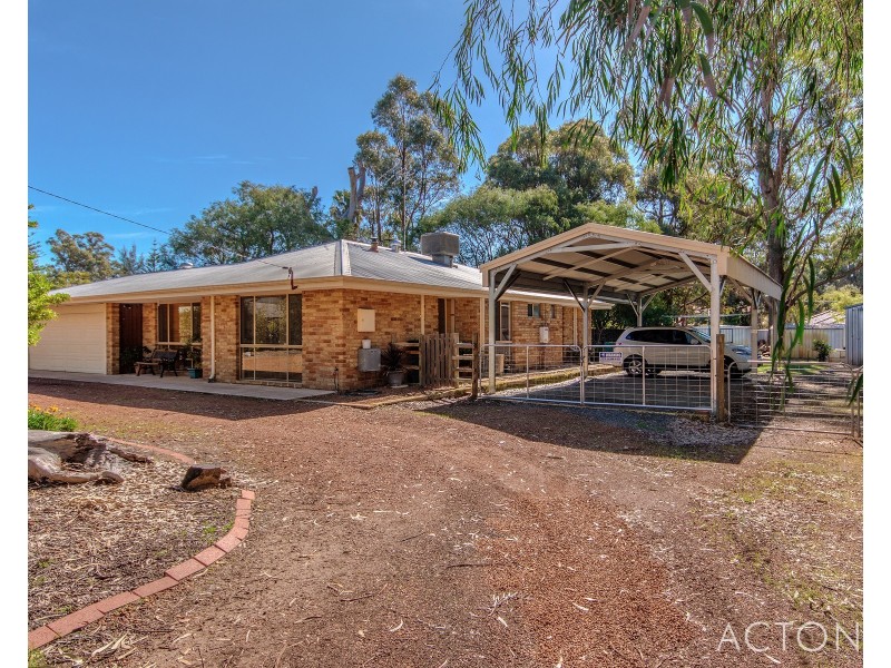 6 Bardoc Way, Greenfields WA 6210