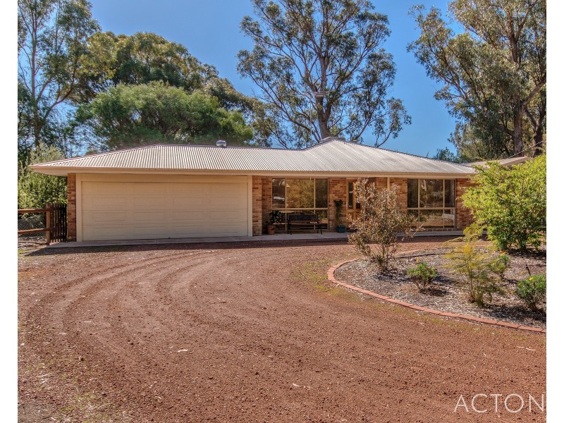 6 Bardoc Way, Greenfields WA 6210