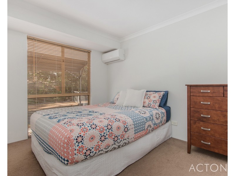 6 Bardoc Way, Greenfields WA 6210