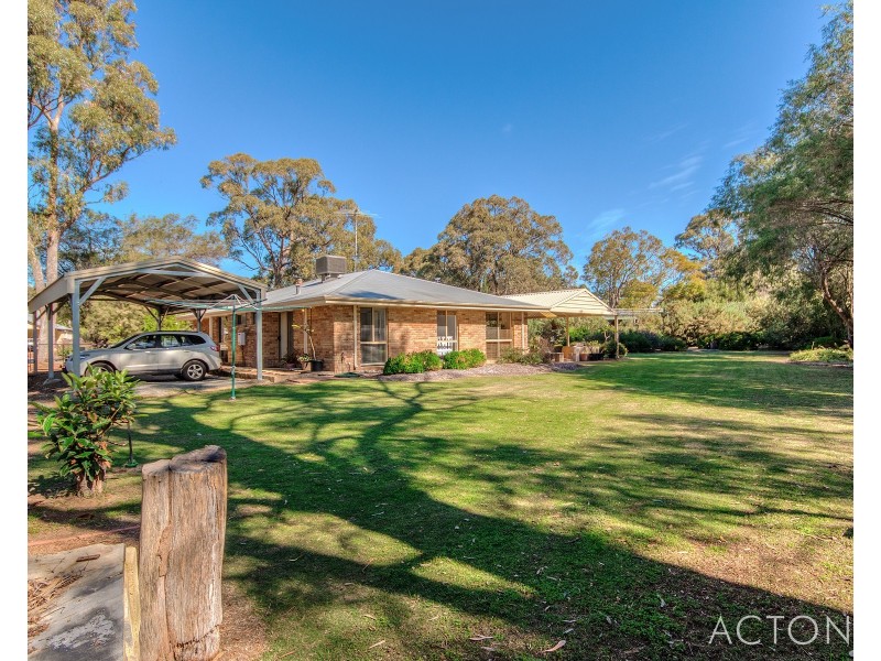 6 Bardoc Way, Greenfields WA 6210