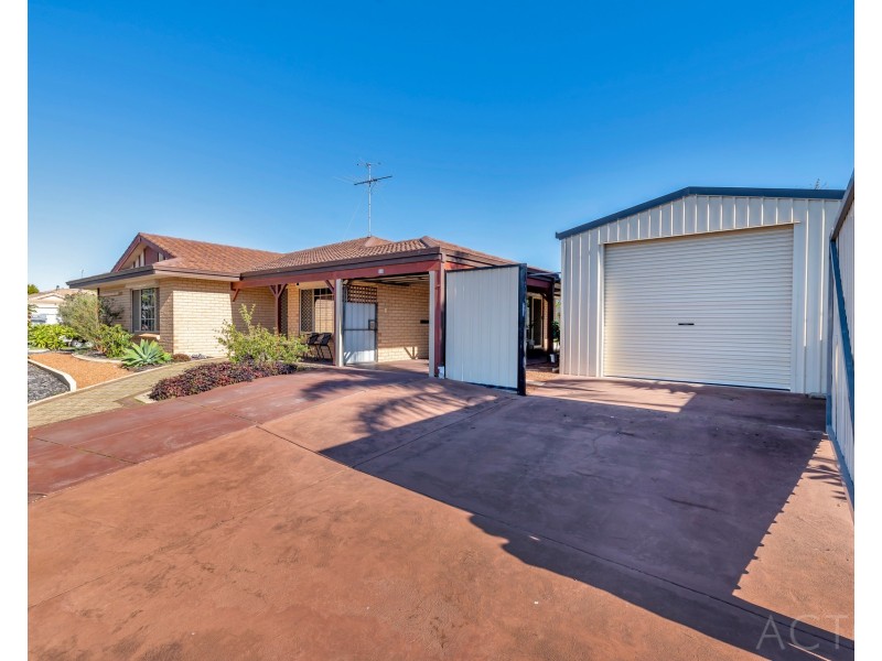19 Brighton Place, Greenfields WA 6210