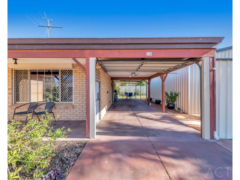 19 Brighton Place, Greenfields WA 6210