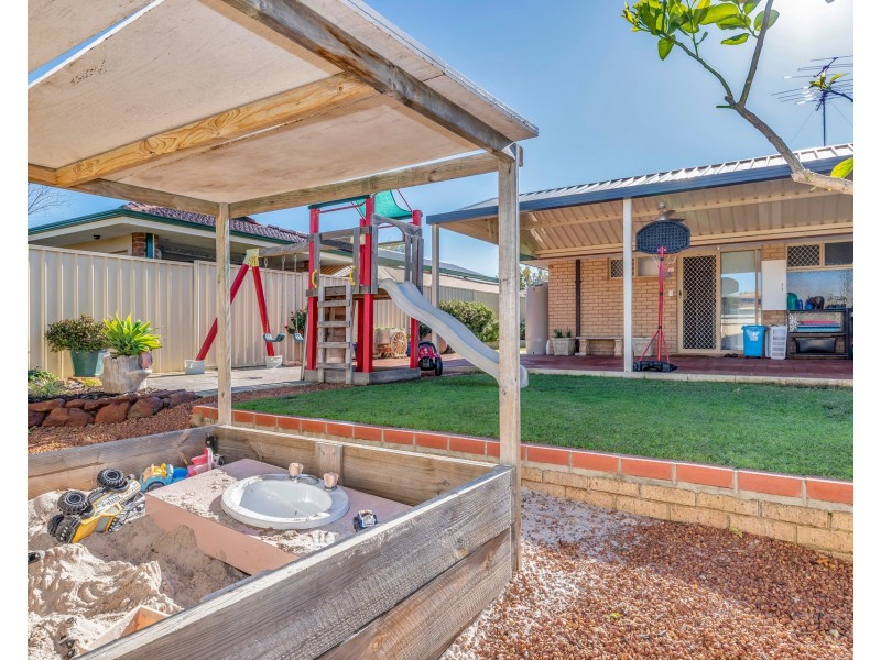 19 Brighton Place, Greenfields WA 6210