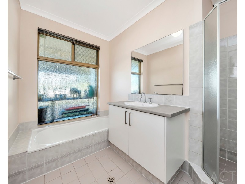 19 Brighton Place, Greenfields WA 6210