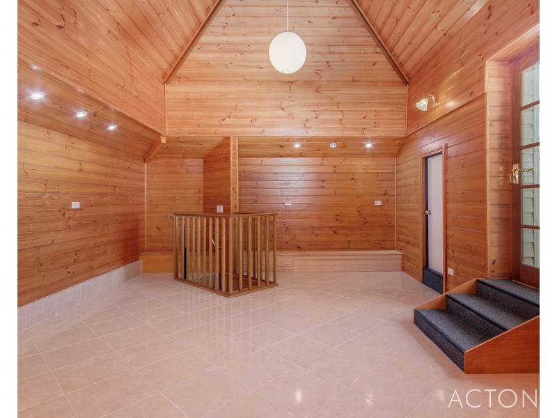 19 Ashburton Court, Dudley Park WA 6210