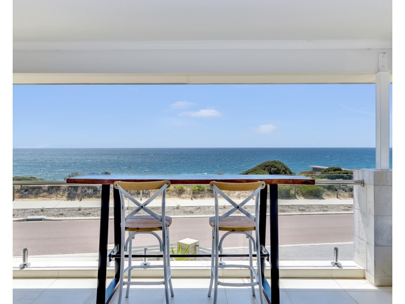 32 Acerosa Boulevard, Halls Head WA 6210