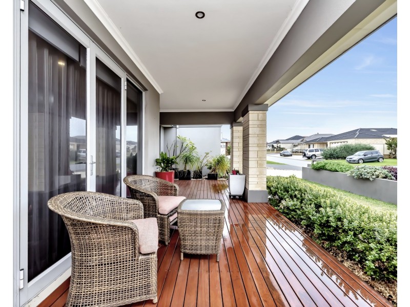 14 Tamar Break, Madora Bay WA 6210