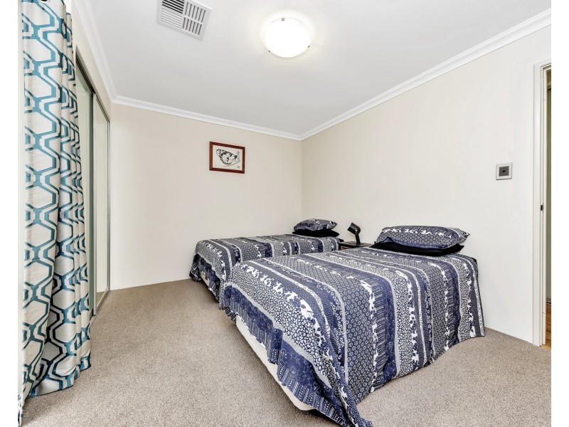 14 Tamar Break, Madora Bay WA 6210