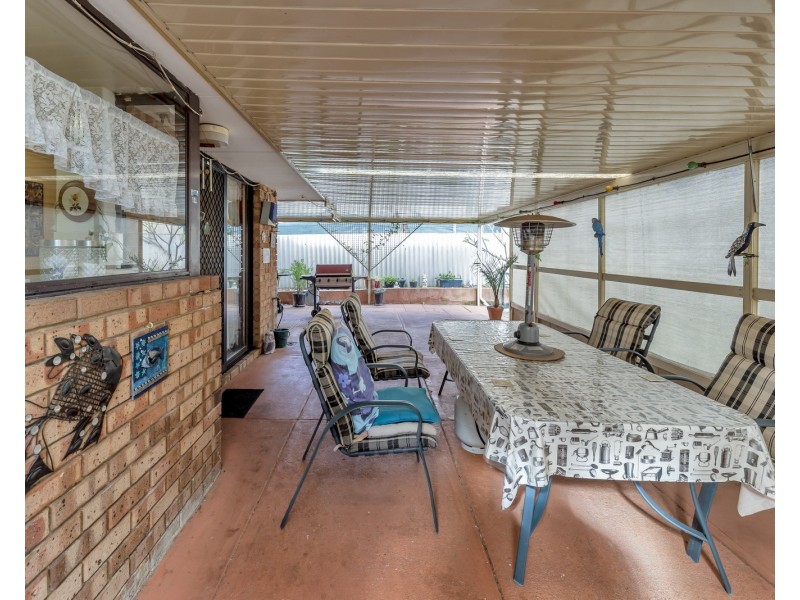 8 Amazon Drive, Greenfields WA 6210