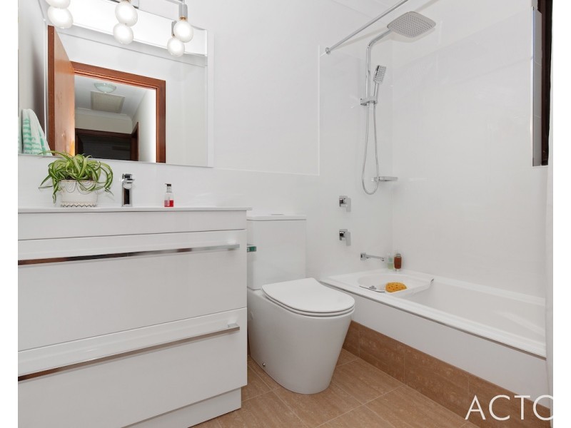 1/90 Ormsby Terrace, Mandurah WA 6210