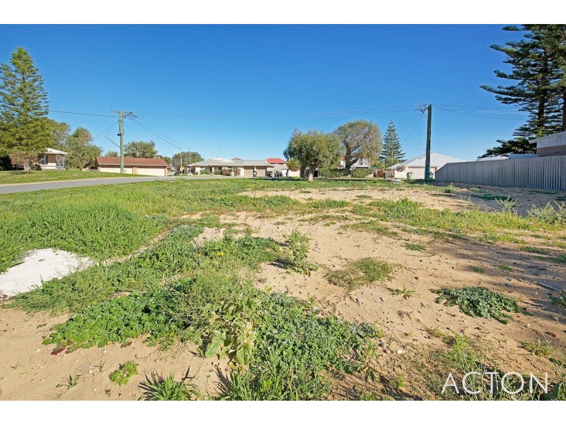 24 Success Street, Madora Bay WA 6210