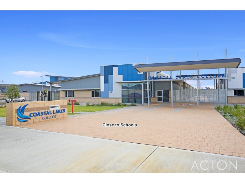 24 Success Street, Madora Bay WA 6210