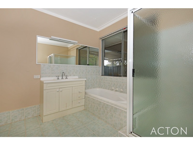 28 Husband Road, Barragup WA 6209