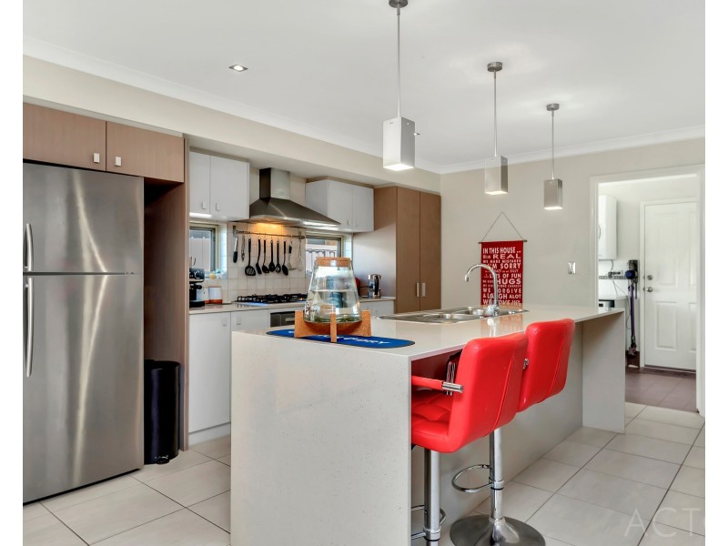 74 Countess Circuit, South Yunderup WA 6208