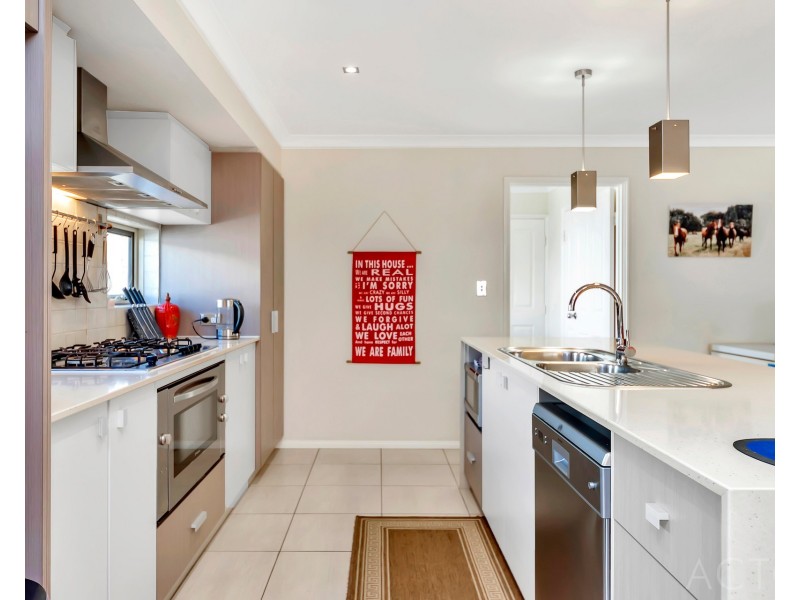 74 Countess Circuit, South Yunderup WA 6208