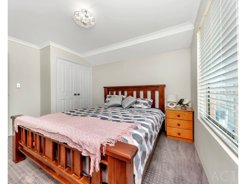 74 Countess Circuit, South Yunderup WA 6208