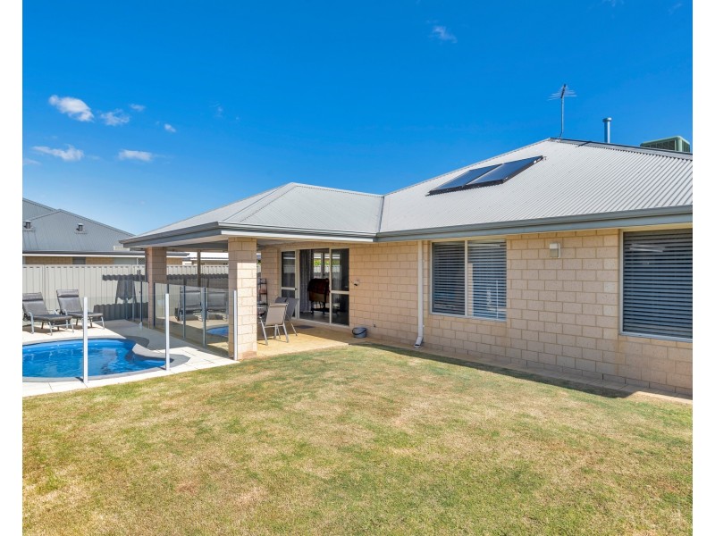 74 Countess Circuit, South Yunderup WA 6208