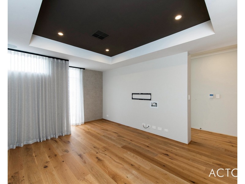 21 Gooljak Rise, Lakelands WA 6180