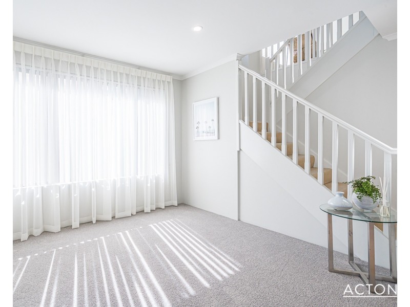 31 Darwin Terrace, Dudley Park WA 6210