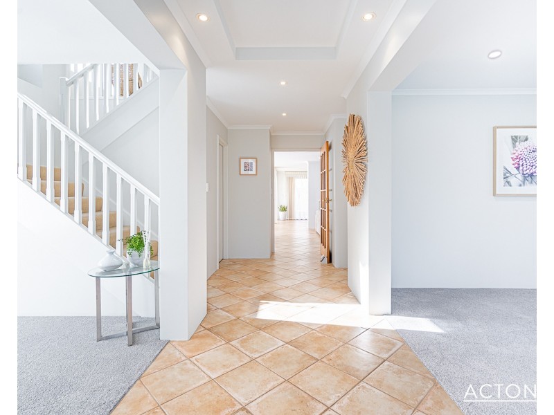 31 Darwin Terrace, Dudley Park WA 6210