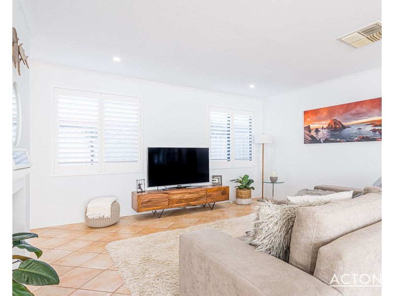 31 Darwin Terrace, Dudley Park WA 6210