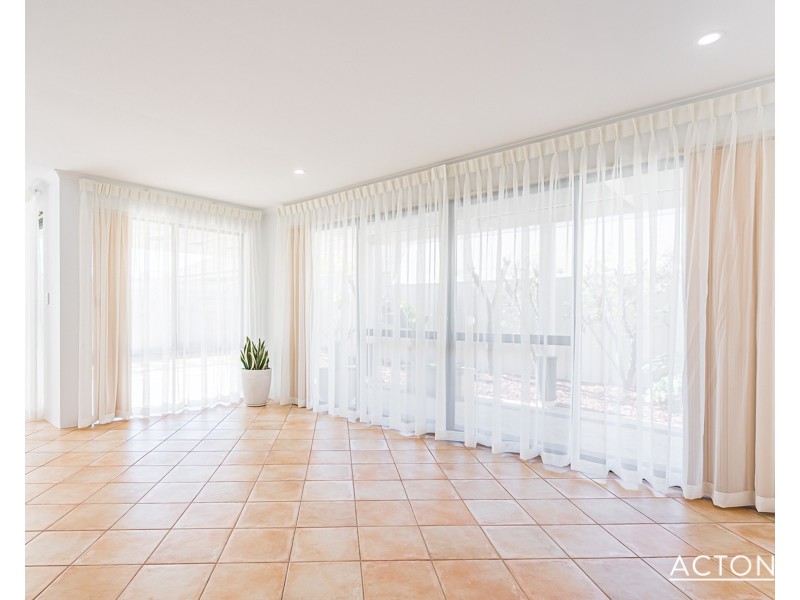 31 Darwin Terrace, Dudley Park WA 6210