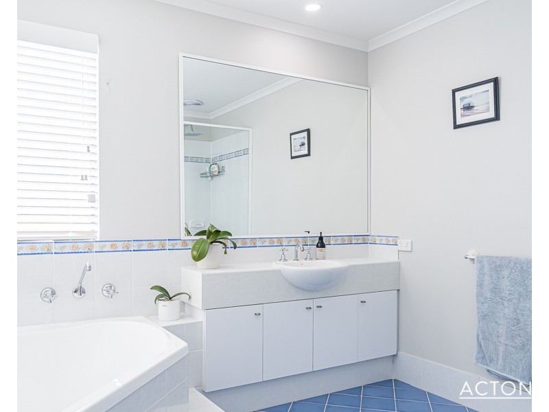 31 Darwin Terrace, Dudley Park WA 6210