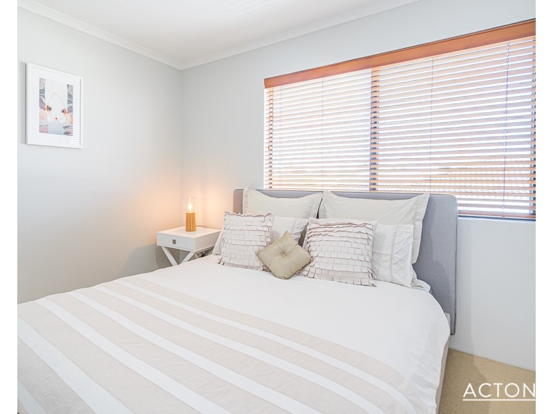 31 Darwin Terrace, Dudley Park WA 6210