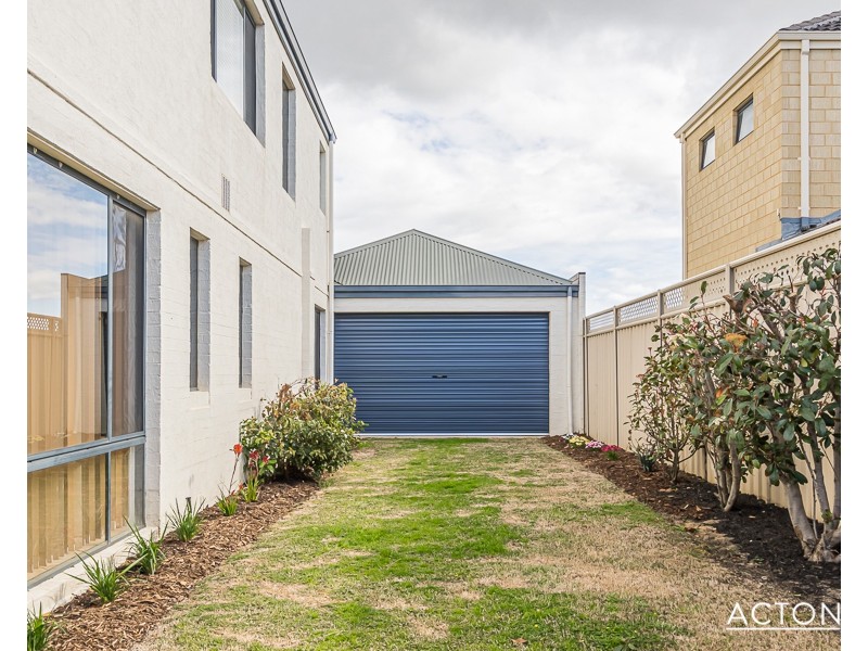 31 Darwin Terrace, Dudley Park WA 6210