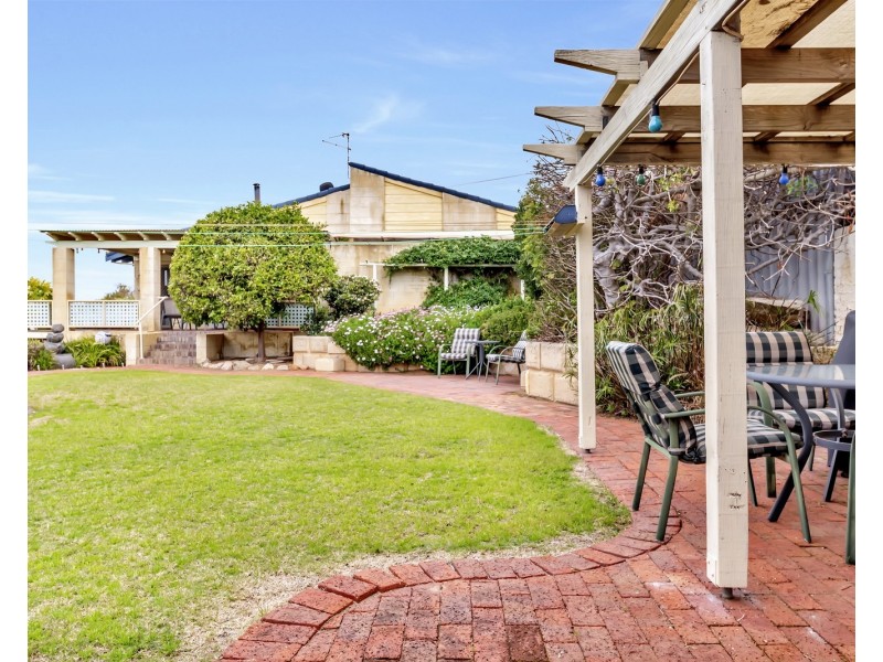 26 Scenic Drive, Falcon WA 6210