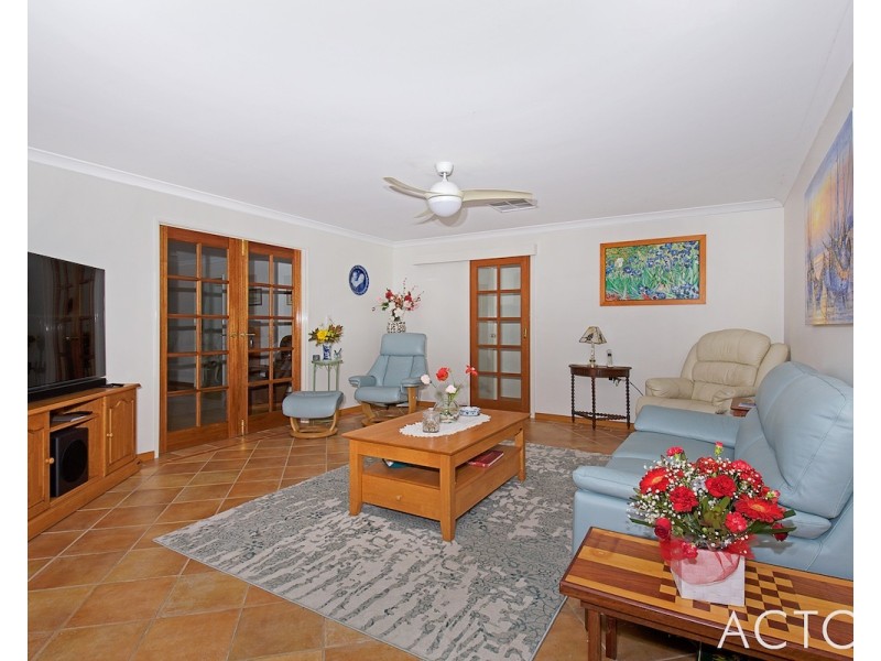 12 Wilderness Drive, Dawesville WA 6211