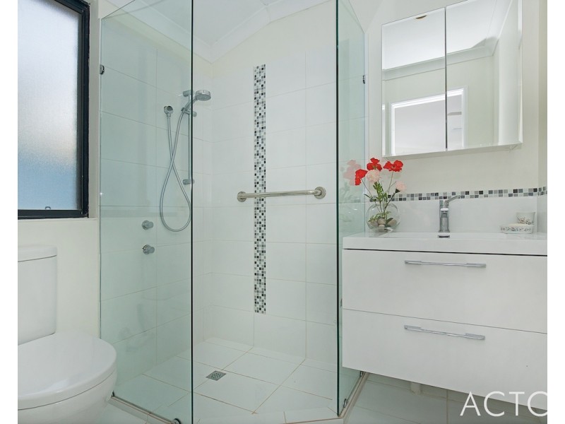 12 Wilderness Drive, Dawesville WA 6211