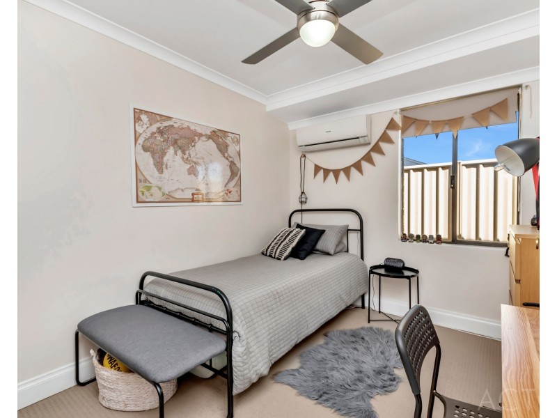 14 Corella Approach, Lakelands WA 6180