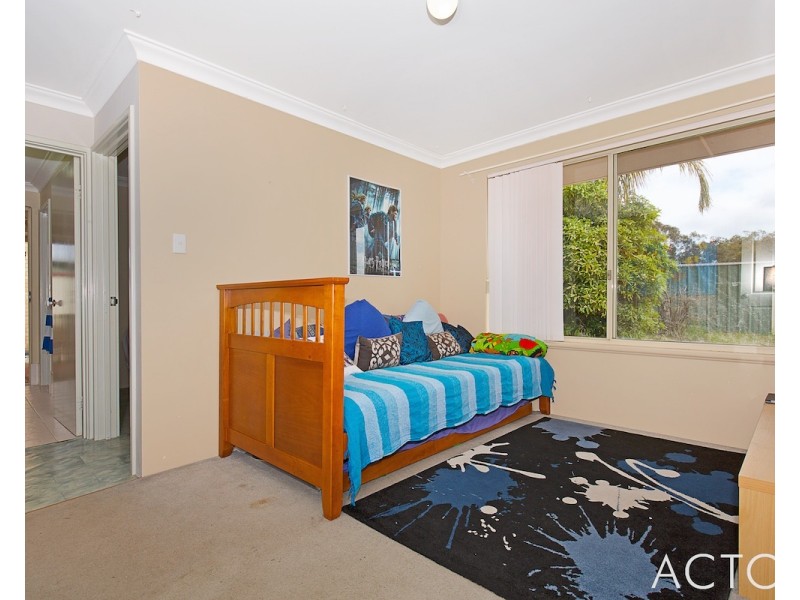 15 Sun Land Avenue, South Yunderup WA 6208