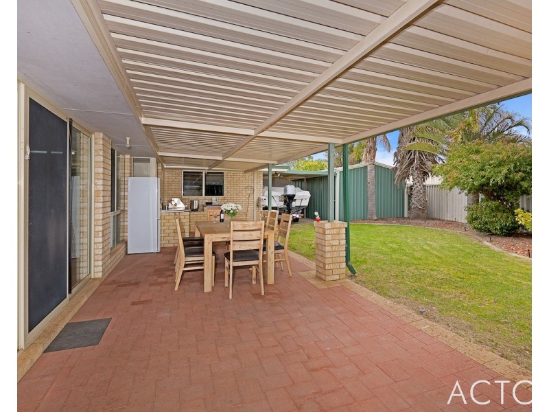 15 Sun Land Avenue, South Yunderup WA 6208