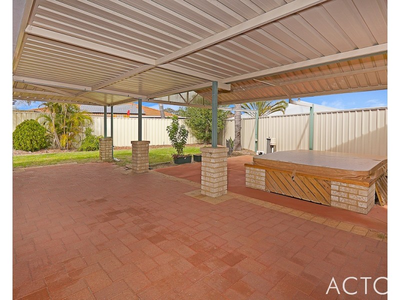 15 Sun Land Avenue, South Yunderup WA 6208