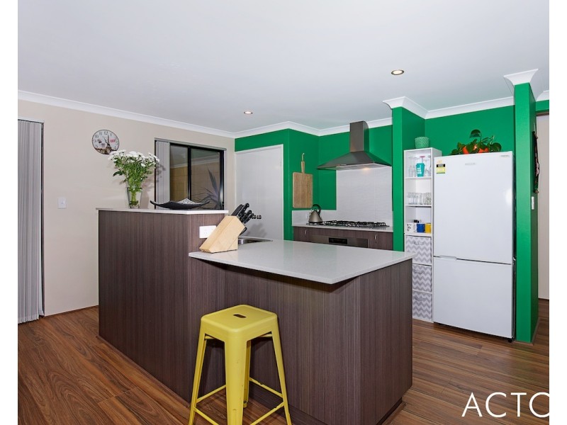 70 Brandeis Grove, Karnup WA 6176