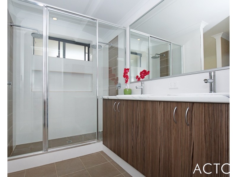 70 Brandeis Grove, Karnup WA 6176