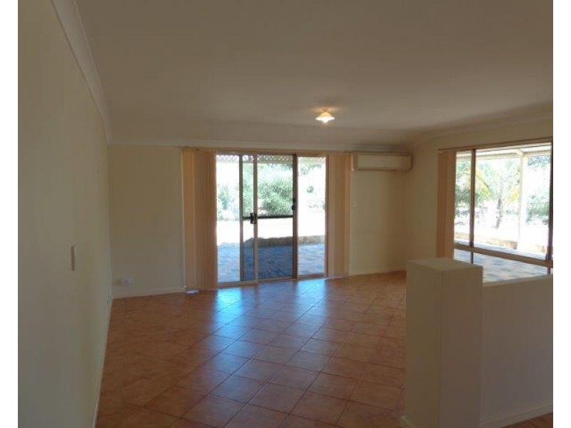 14 Holmes Road, Lake Clifton WA 6215