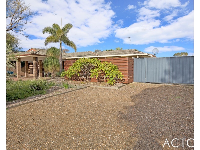 2/30 McLarty Road, Halls Head WA 6210