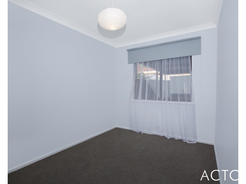 2/30 McLarty Road, Halls Head WA 6210