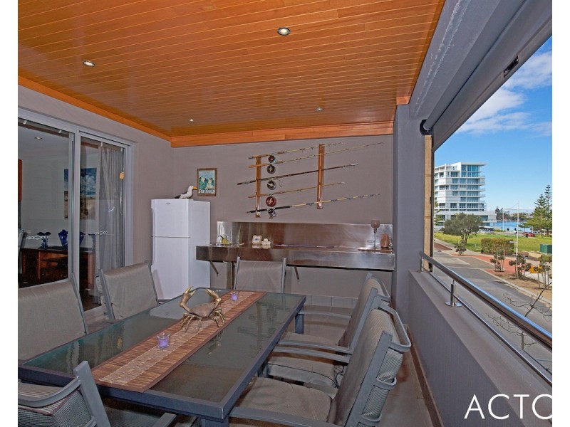 2/26 Vivaldi Drive, Mandurah WA 6210