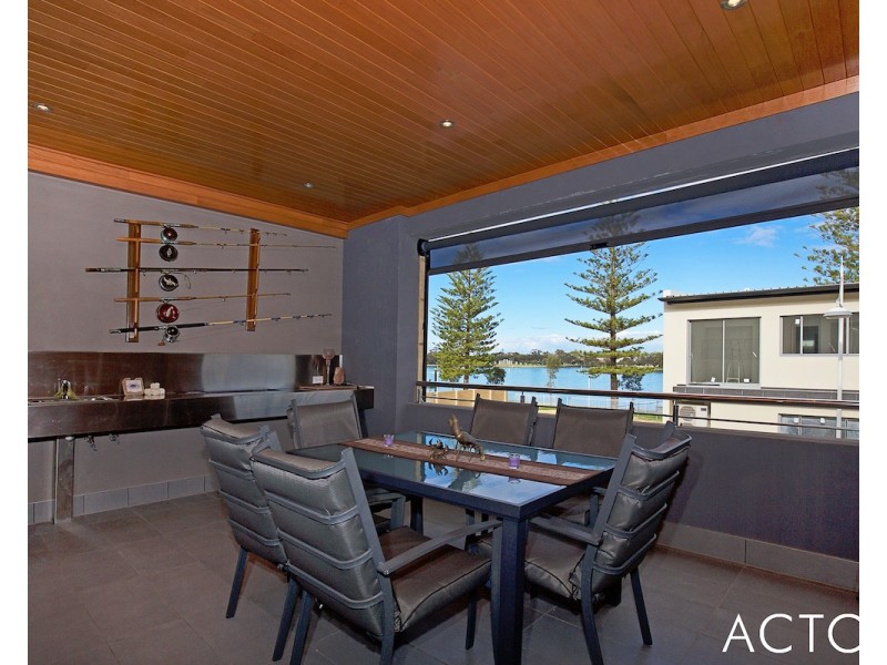 2/26 Vivaldi Drive, Mandurah WA 6210
