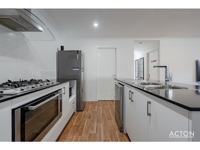 21 Wentworth Heights, Meadow Springs WA 6210