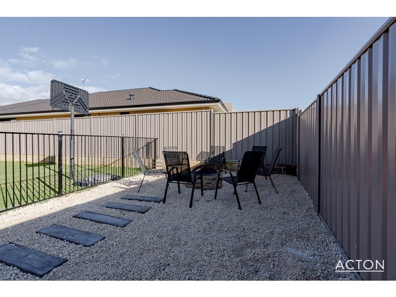 21 Wentworth Heights, Meadow Springs WA 6210