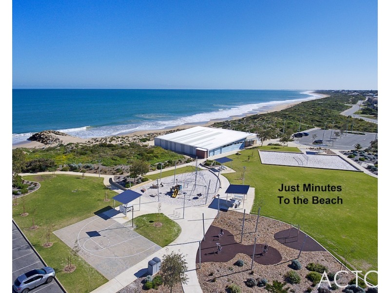 10 Kendale Way, Meadow Springs WA 6210